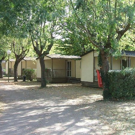 Camping Parc Du Chateau D'Allot Hotel Boe Bilik gambar