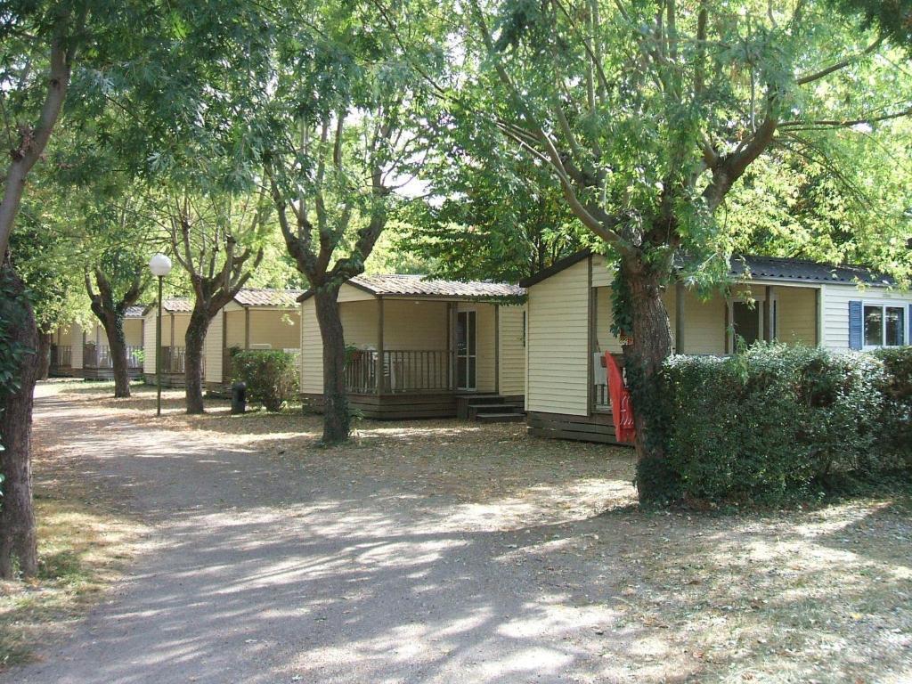 Camping Parc Du Chateau D'Allot Hotel Boe Bilik gambar