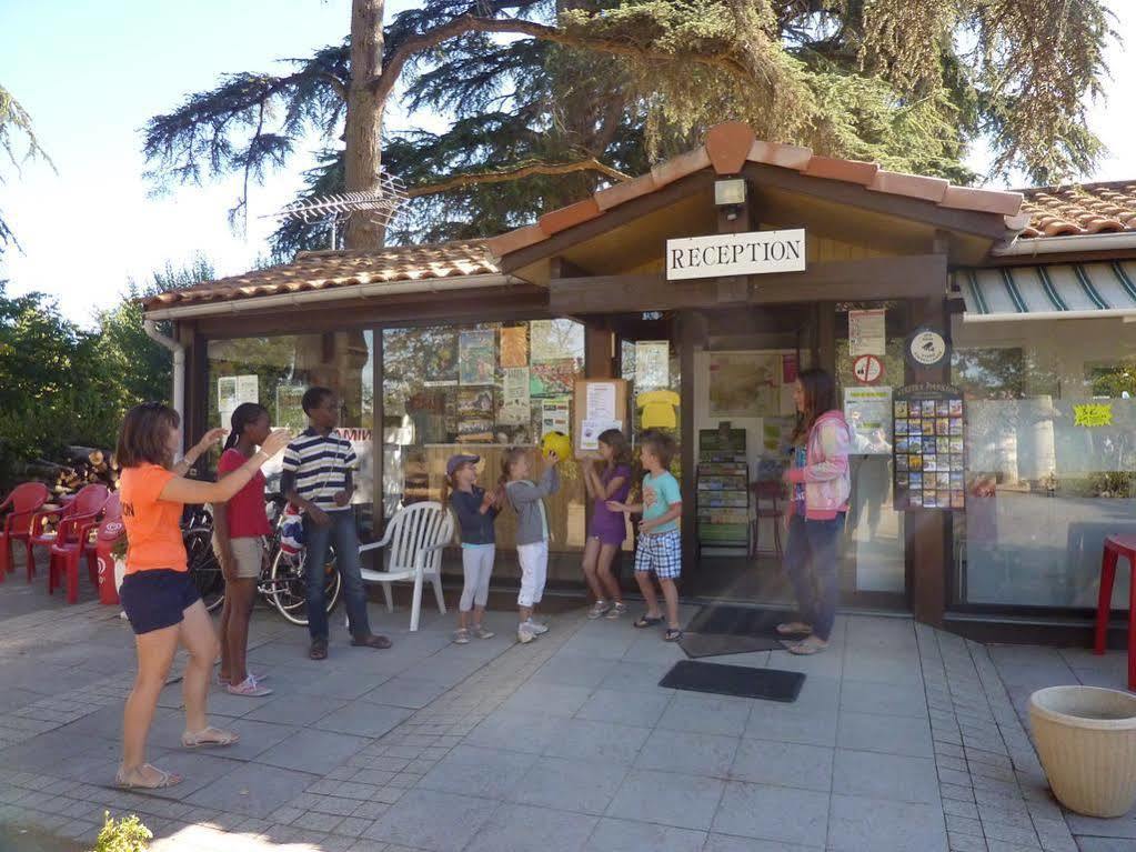 Camping Parc Du Chateau D'Allot Hotel Boe Luaran gambar